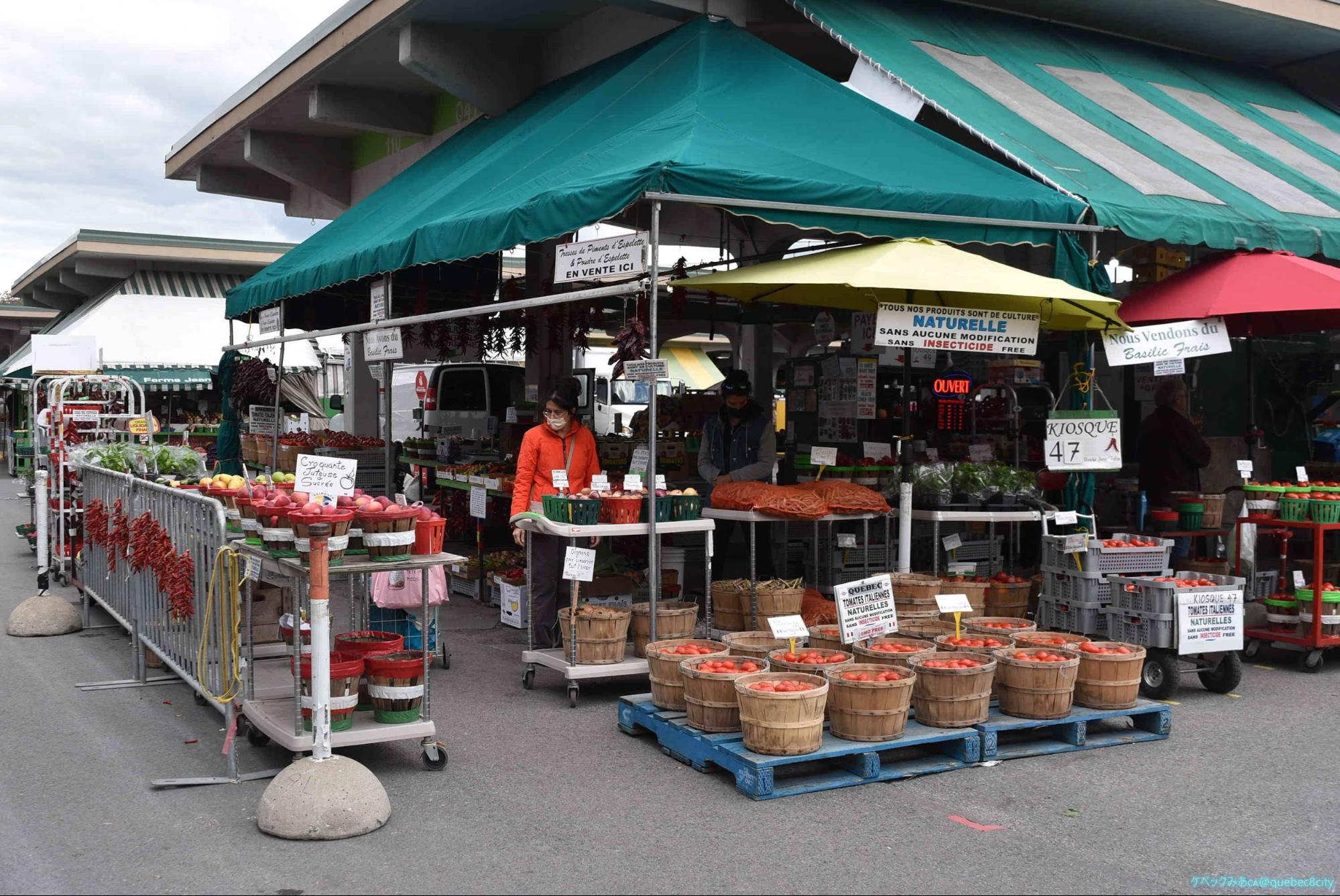 ジャンタロン市場の野菜売り場